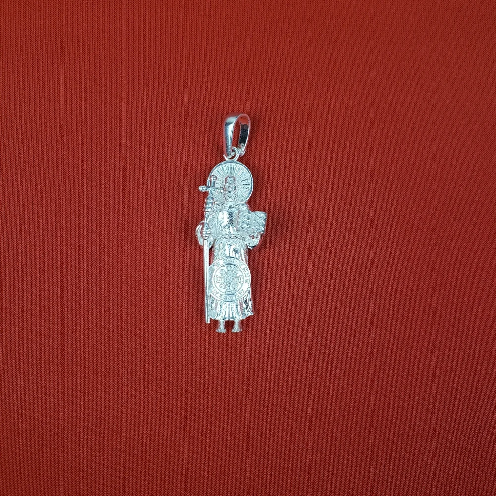 925‎ sterling silver Saint benedict pendant